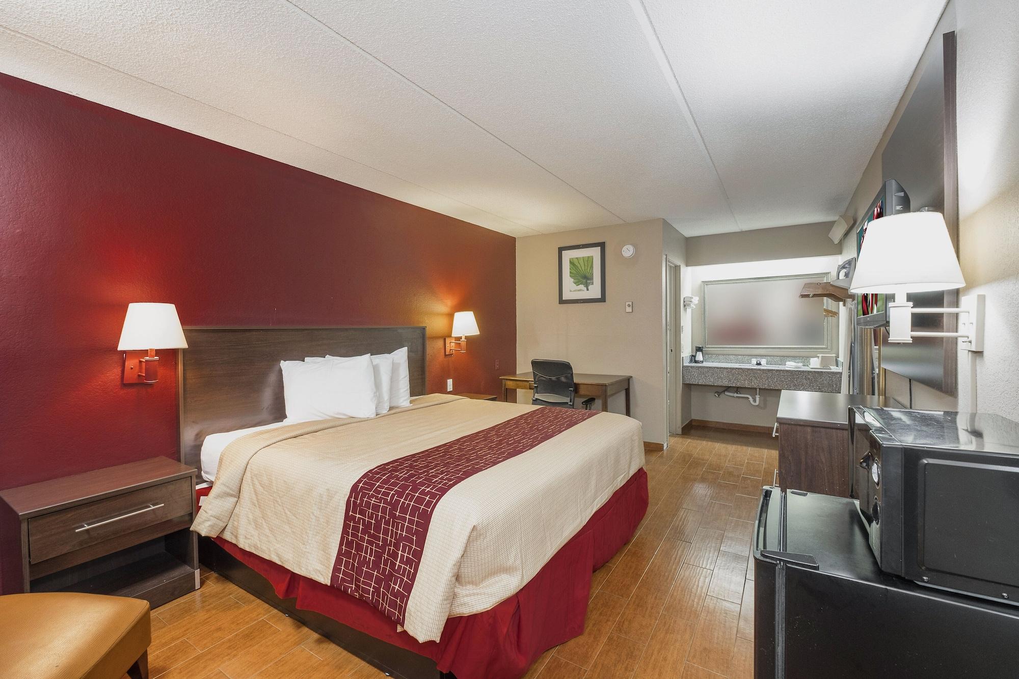 Red Roof Inn Jackson Downtown - Fairgrounds Екстер'єр фото